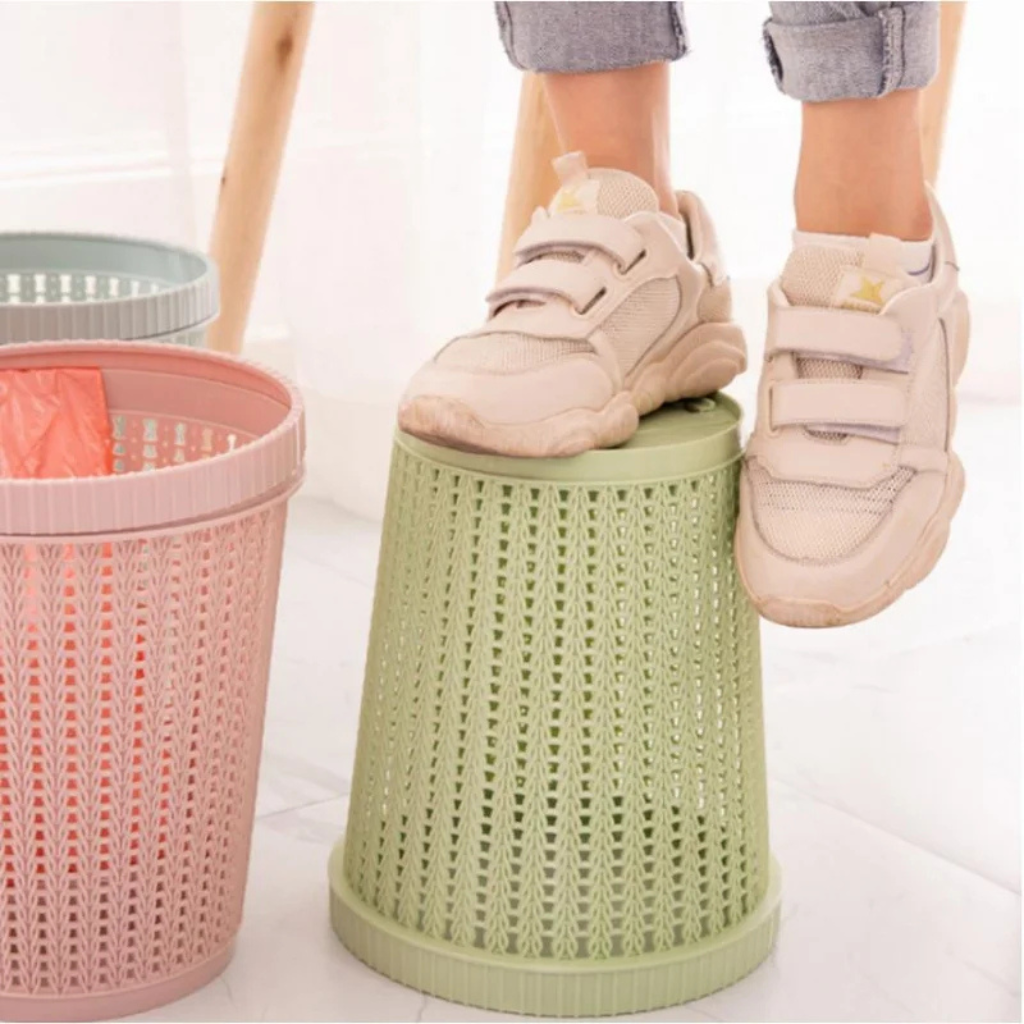 🗑️ CleanBin™ – Caneca de Basura con Porta-Bolsa Integrado